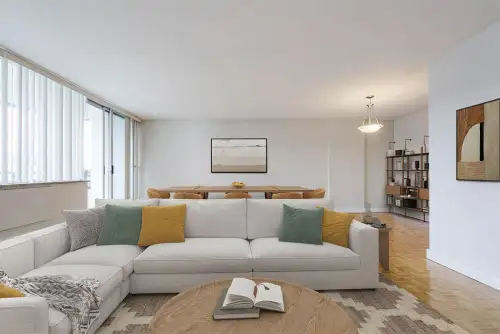MCMASTER-Apartment-Building-18782473.webp