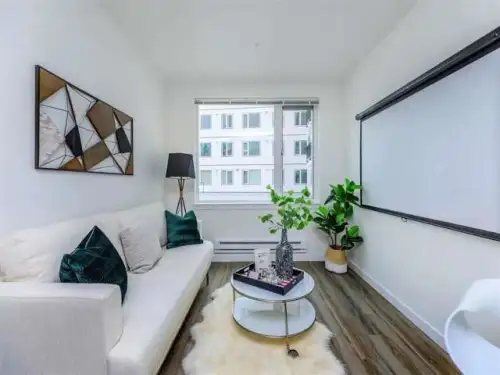 UW-TACOMA-Apartment-Building-18765592.webp
