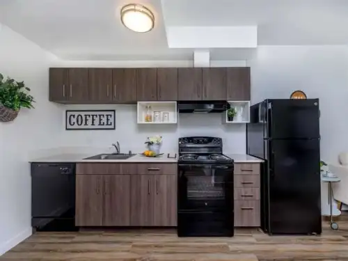 UW-TACOMA-Apartment-Building-18765602.webp