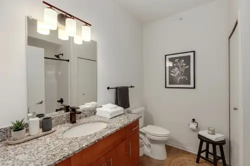 be bathroom 2