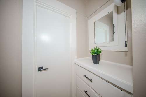 csu-dominguez-hills-Apartment-Building-18741377