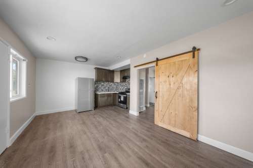 csu-dominguez-hills-Apartment-Building-18741399