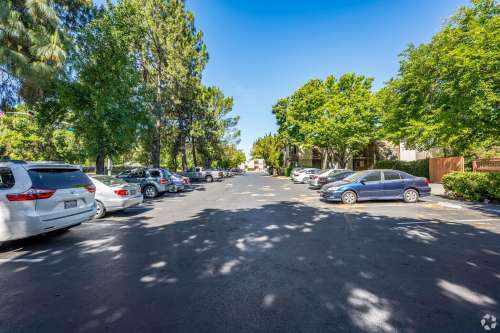 uc-davis-Apartment-Building-18771141