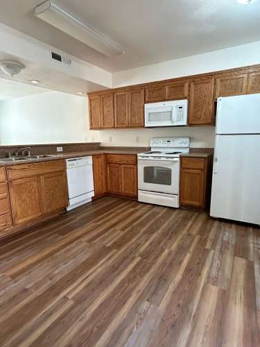 2026-06/largevZ1Bh1781059769.jpg