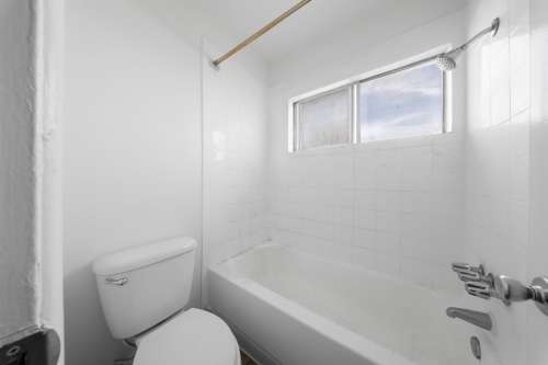 csu-dominguez-hills-Apartment-Building-18741398