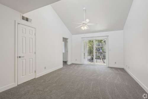 uc-davis-Apartment-Building-18747280
