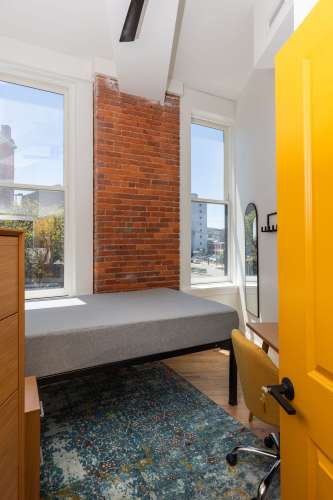 binghamton-Apartment-Building-18814070