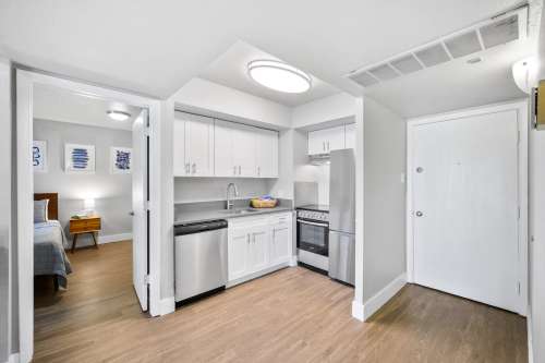 csu-Apartment-Building-18820207