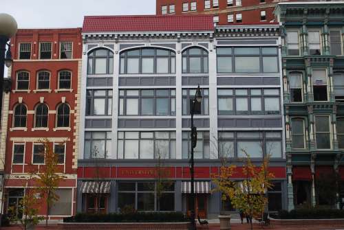 binghamton-Apartment-Building-18814485