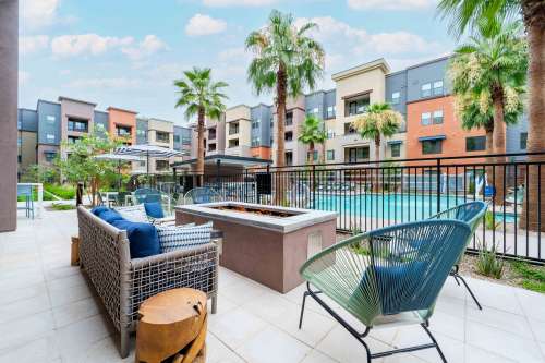 atsu-Apartment-Building-18831115