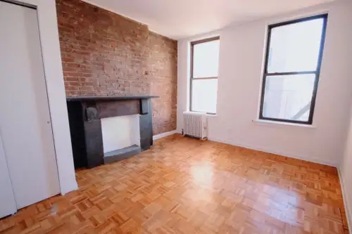 2026-07/COLUMBIA-Apartment-Building-18816095.webp