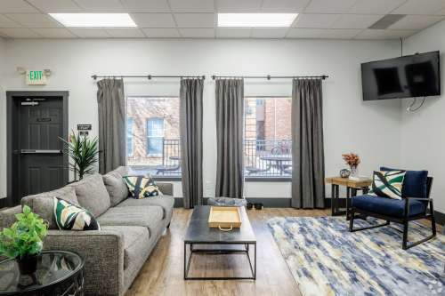 csu-Apartment-Building-18820209