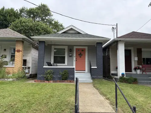 LOUISVILLE-Apartment-Building-18801402.webp
