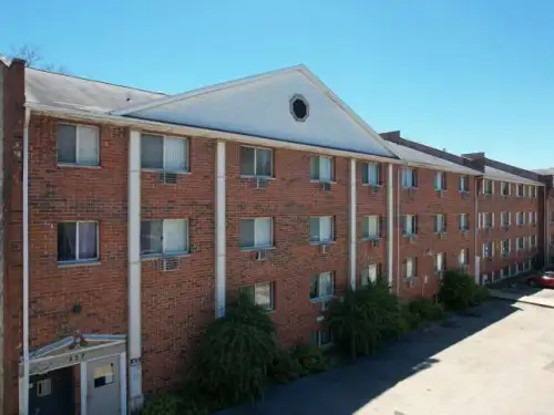 2026-07/MADISON-Apartment-Building-18813766.webp