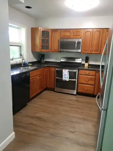 2026-07/NEW-HAMPSHIRE-Apartment-Building-18813809.webp
