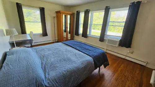 NEW-PALTZ-Apartment-Building-18826498.webp