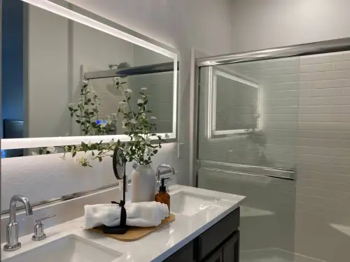 2026-07/UC-DAVIS-Apartment-Building-18793839.webp