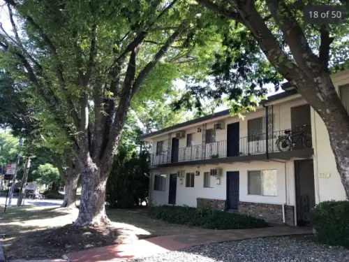 2026-07/UC-DAVIS-Apartment-Building-18822355.webp