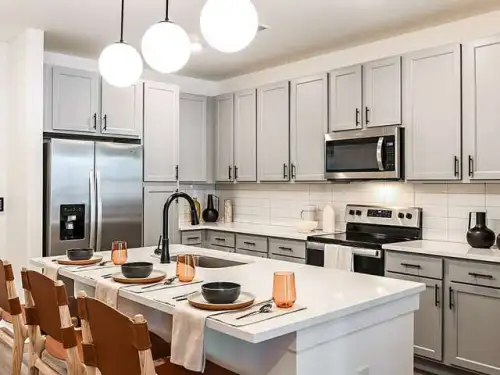 2026-07/UNF-Apartment-Building-18812151.webp
