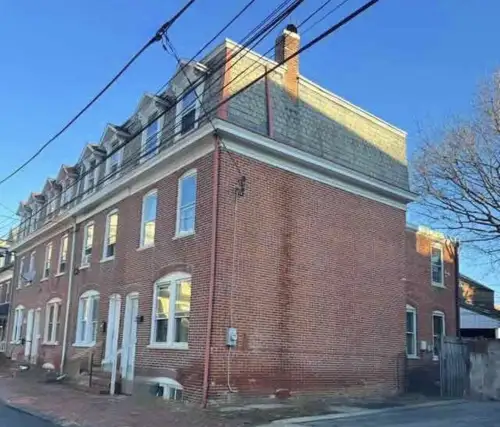 2026-07/WEST-CHESTER-Apartment-Building-18804285.webp