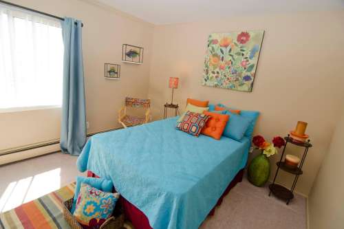 05-29-2012_College_Towne_West_Bedroom_4