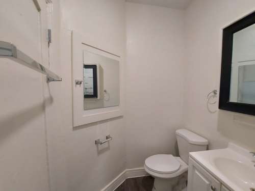cal-state-long-beach-Apartment-Building-18800305