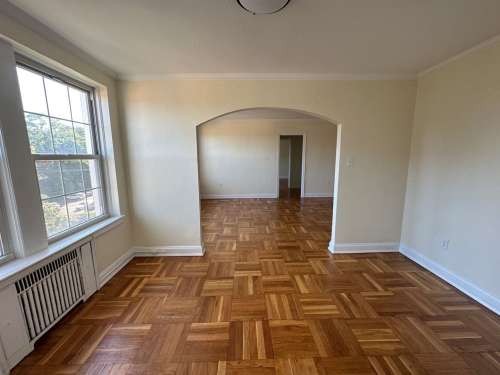 carnegie-mellon-Apartment-Building-18838085