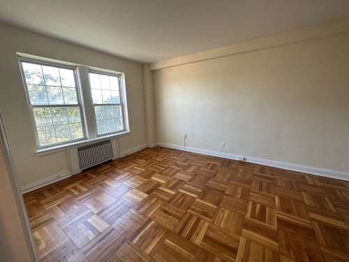 carnegie-mellon-Apartment-Building-18838089
