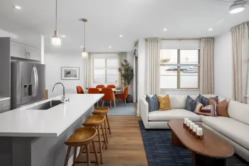 2026-09/UC-DAVIS-Apartment-Building-18964044.webp