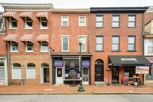 2026-09/WEST-CHESTER-Apartment-Building-18958026.webp