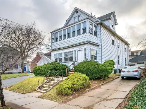 2026-10/RUTGERS-Apartment-Building-19023446.webp