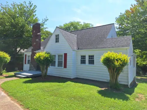 2026-10/WAKE-FOREST-Apartment-Building-19017124.webp