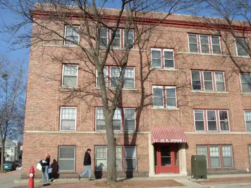 MADISON-Apartment-Building-2198.webp