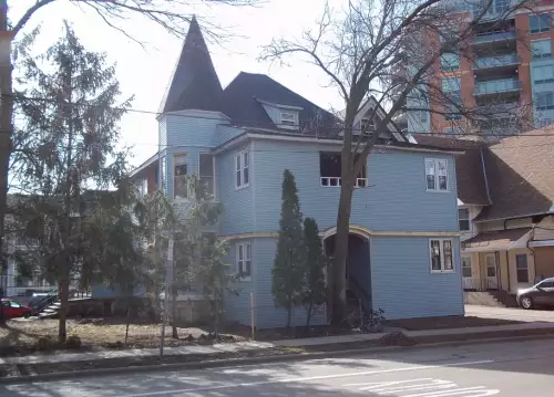 MADISON-Apartment-Building-48198.webp