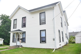 Platteville-Apartment-Building-13.jpg
