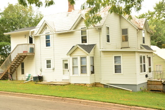 Platteville-Apartment-Building-14.jpg